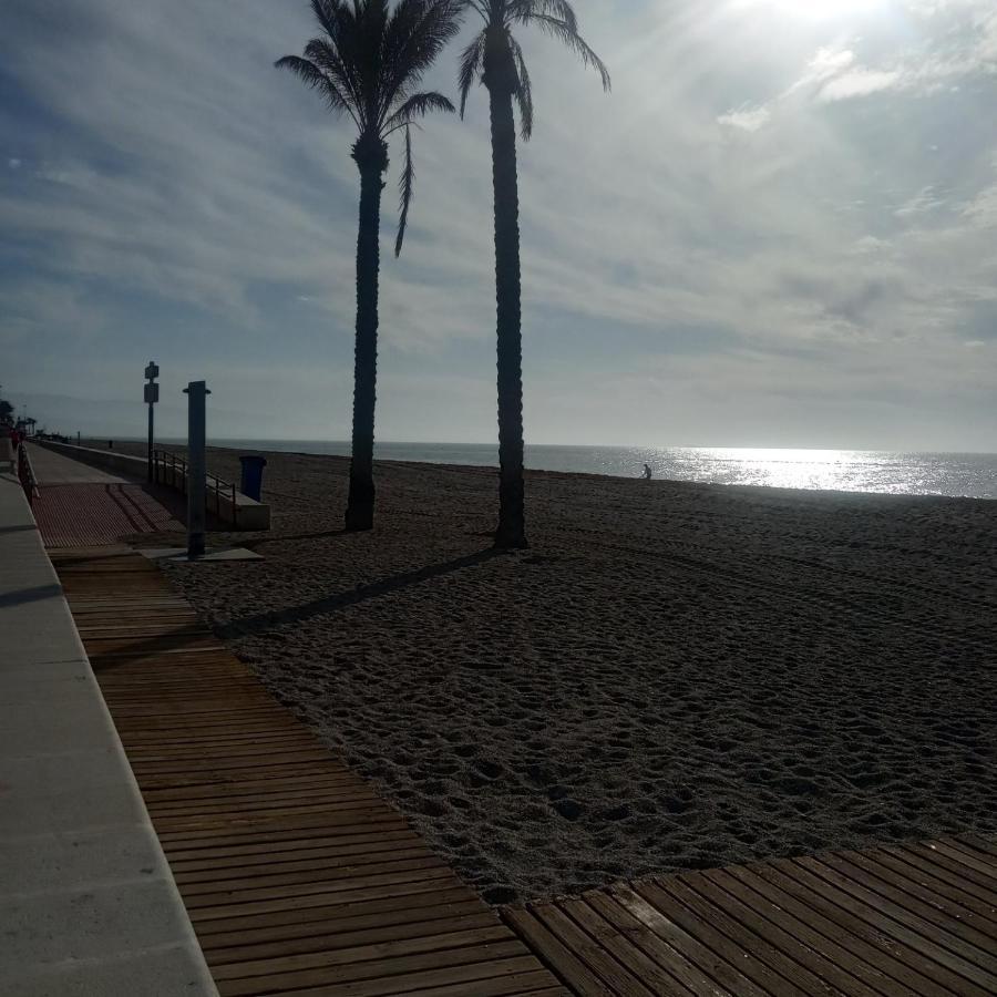 Villa Lagos A 25 Metros Del Mar Roquetas de Mar Esterno foto